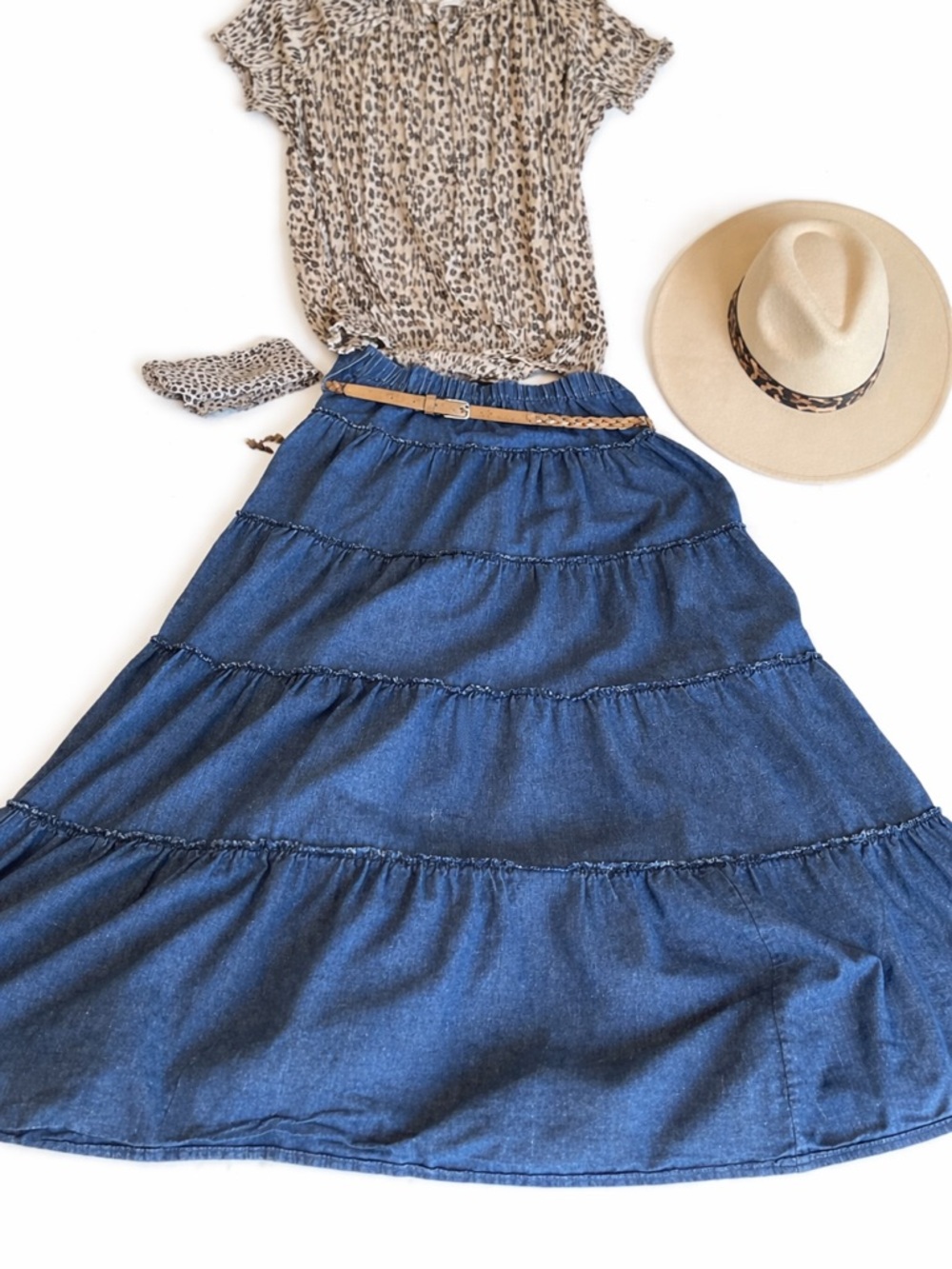 Country Capsule